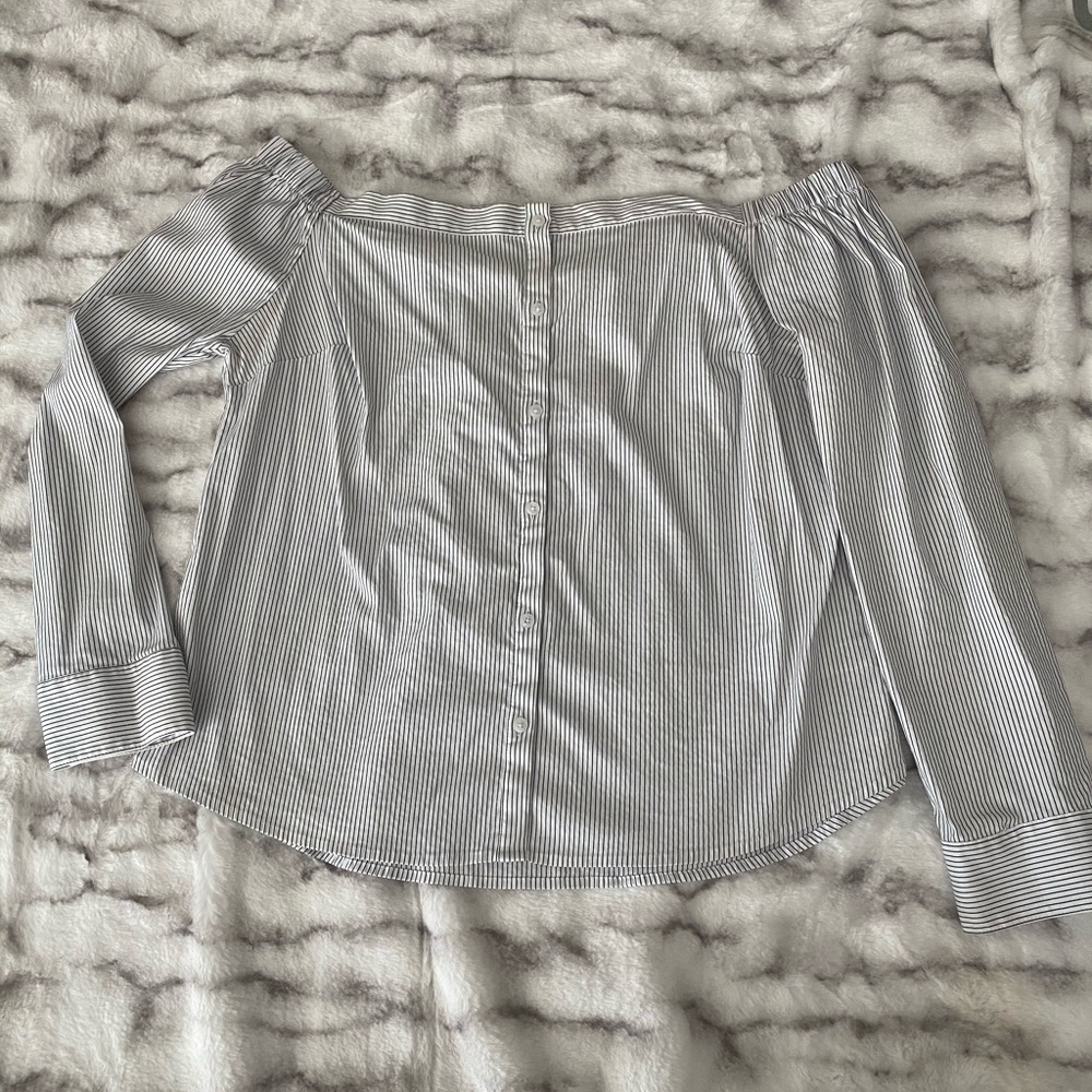 Express Off-shoulder pin stripe button down top